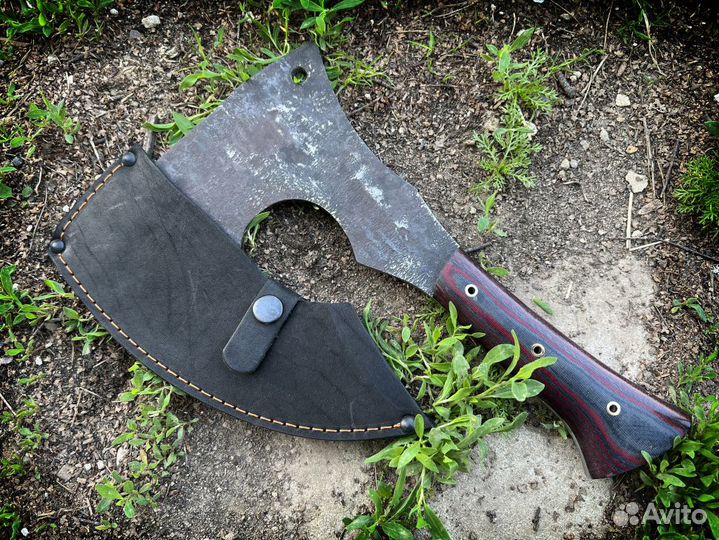 Топор кованый