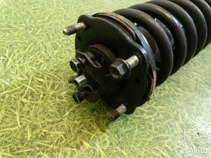 Амортизатор передний Lexus Lx600