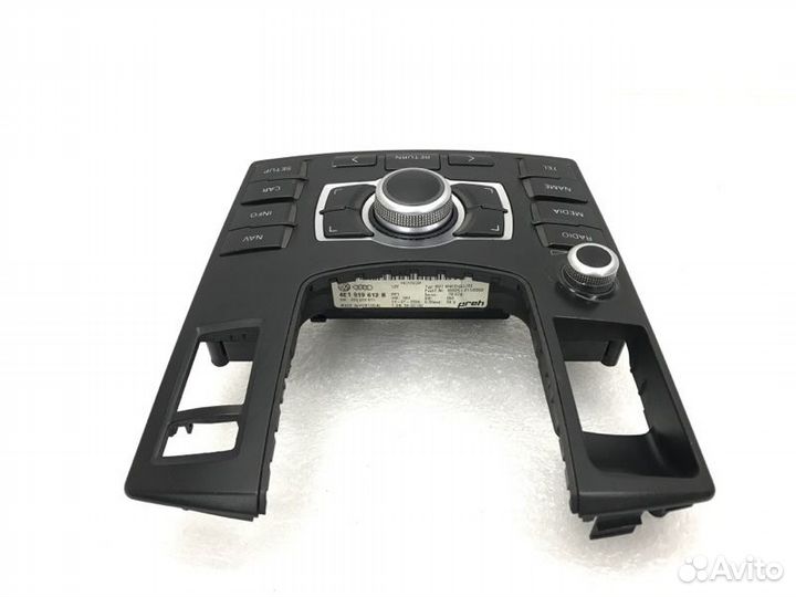 Блок управления магнитолой Audi A8 D3 BVJ 2008