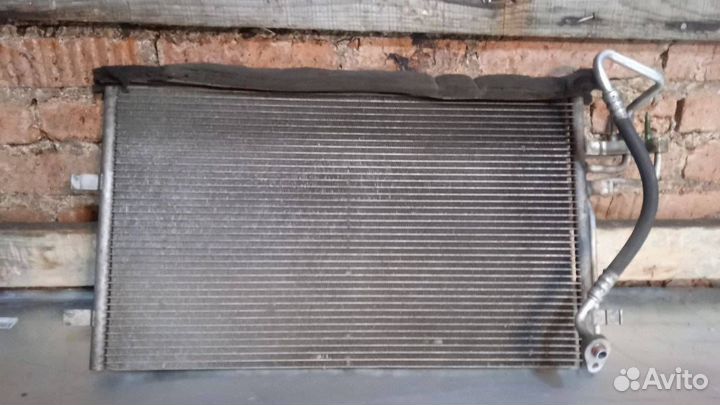 Радиатор кондиционера Ford C-Max 2005