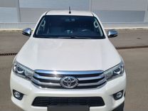 Toyota Hilux 2.8 AT, 2015, 155 000 км, с пробегом, цена 3 900 000 руб.