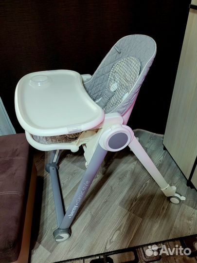 Стульчик для кормления happy baby berny classic