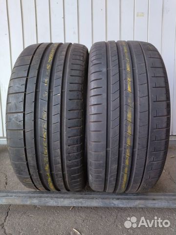 Pirelli P Zero PZ4 245/30 R20 90Y