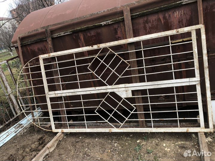 Железные двери