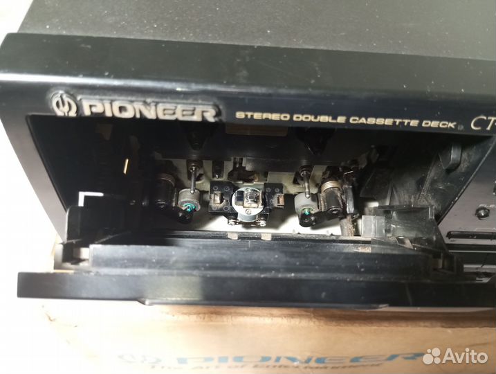 Кассетная дека Pioneer CT-W504R