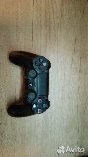 Игровая приставка ps4