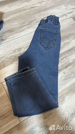Комплект лонгслив и джинсы