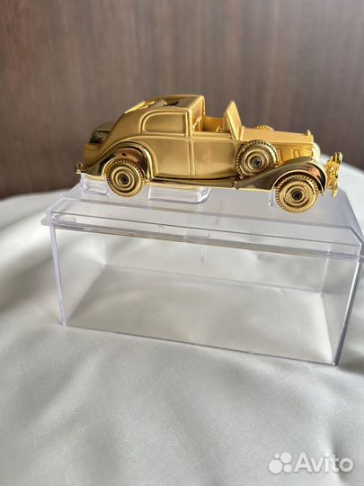 Коллекционная зажигалка автомобиль, металл
