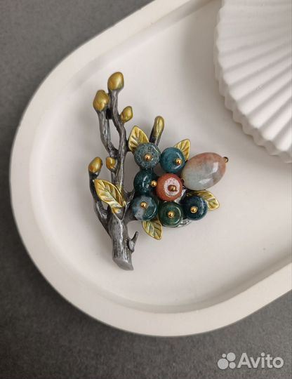 Брошь 2 в 1 из натуральных камней
