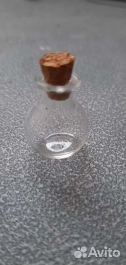 Стеклянные мини-бутылочки