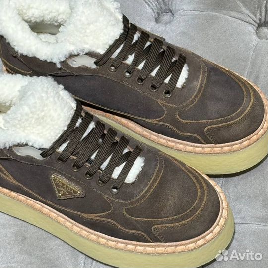 Кроссовки женские Prada