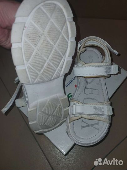 Сандалии для девочки