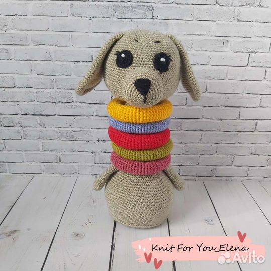 Пирамидки-конструкторы в ассортименте