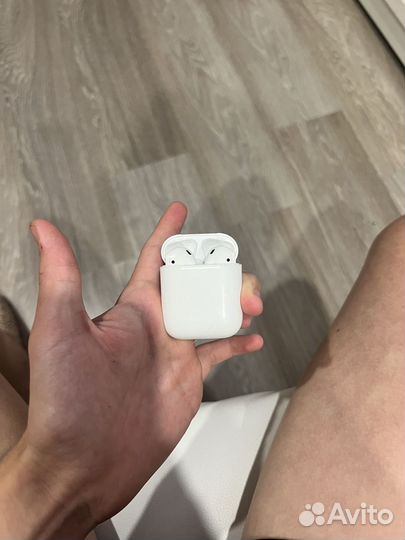 Наушники airpods