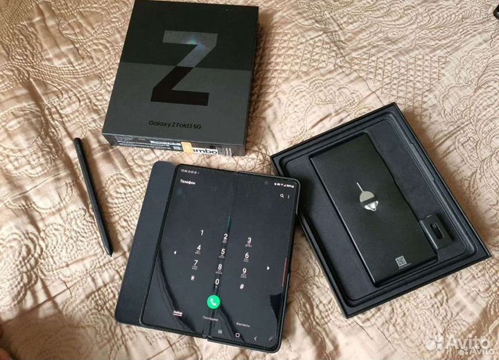 Samsung galaxy z fold 3