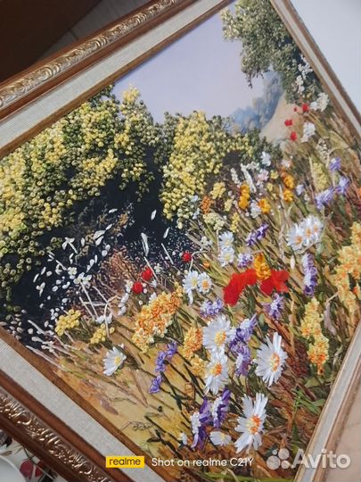 Картина вышитая ленточками