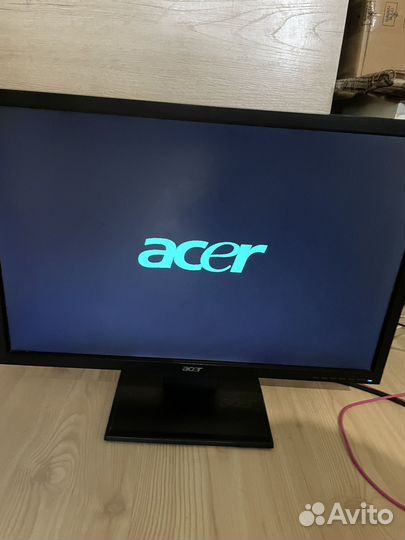 Монитор Acer v223W