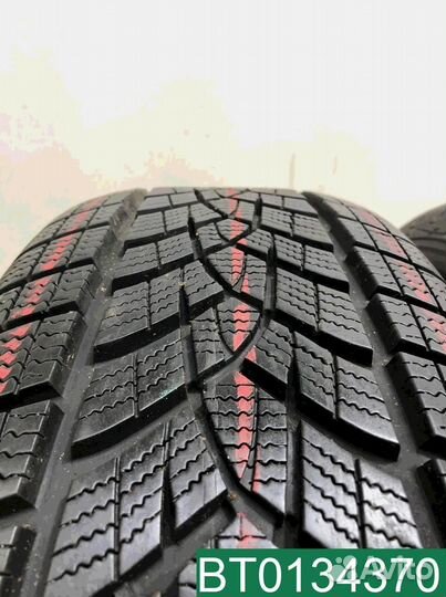 Goodyear UltraGrip Performance+ 225/60 R18 104V