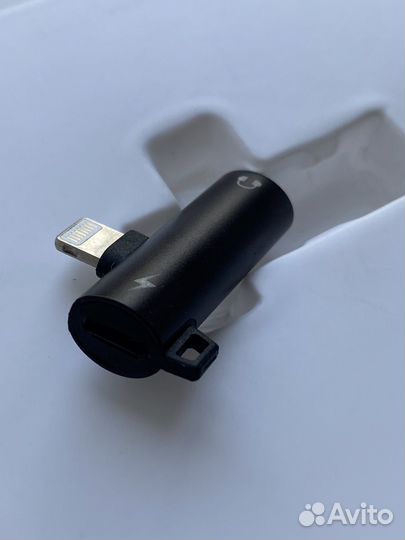 Переходник lightning на 3.5 jack с зарядкой