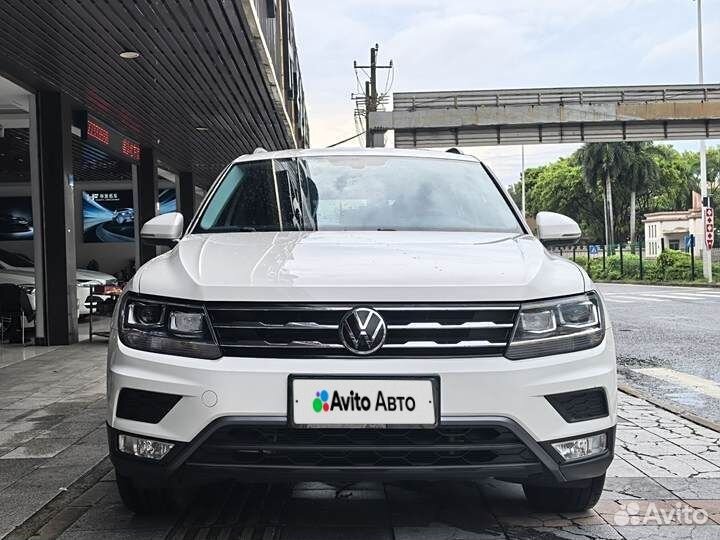 Volkswagen Tiguan L 1.4 AMT, 2020, 35 000 км