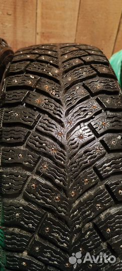 Michelin X-Ice North 4 185/65 R15 92T