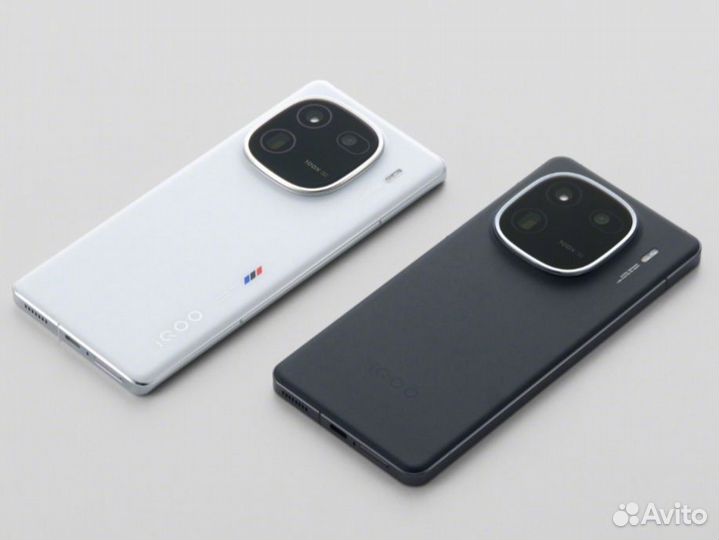 Vivo iQOO 12, 16/512 ГБ