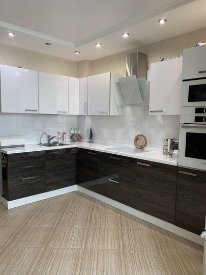 3-к. квартира, 89 м², 7/16 эт.