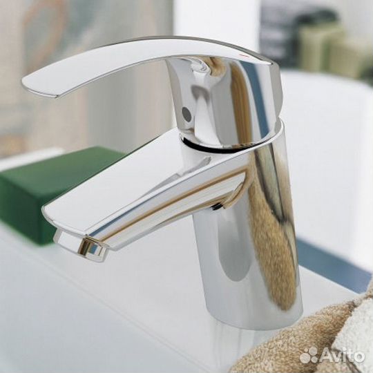 Смеситель для раковины Grohe 23372002 Хром