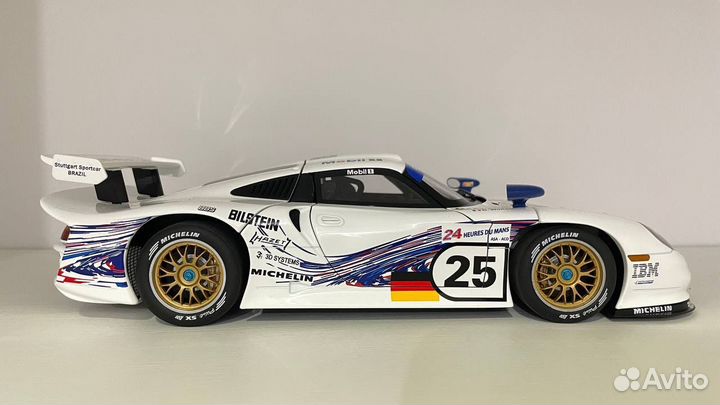 Autoart Porsche 911 GT1 24 Hrs Le Mans 1:18