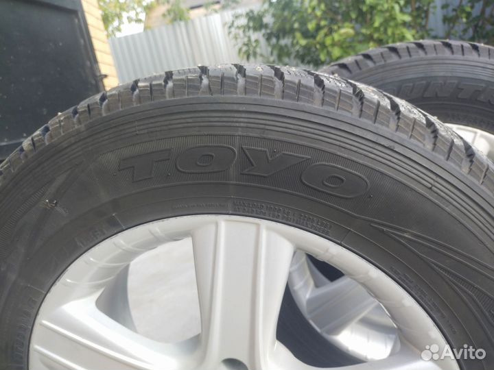 Toyo Open Country A/T 235/65 R17 110