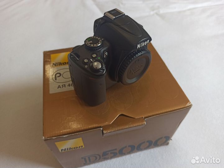 Фотоаппарат Nikon D5000. Новый