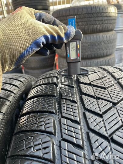 Pirelli Scorpion Winter RFT 275/40 R22 108V