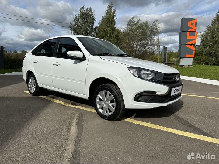 LADA Granta 1.6 МТ, 2023
