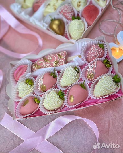 Клубника в шоколаде букеты