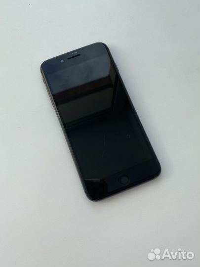 iPhone 8 Plus, 256 ГБ