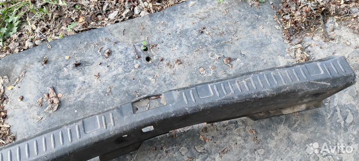 Nissan primera накладка багажника