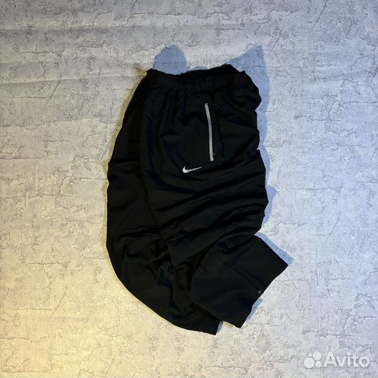 Винтажные широкие штаны Nike Juventus 98's