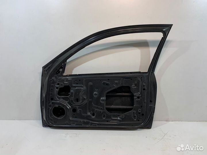 Дверь передняя правая Nissan Almera N16 2000-2006