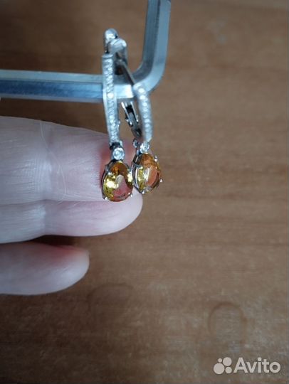 Серебряные серьги с цитрином
