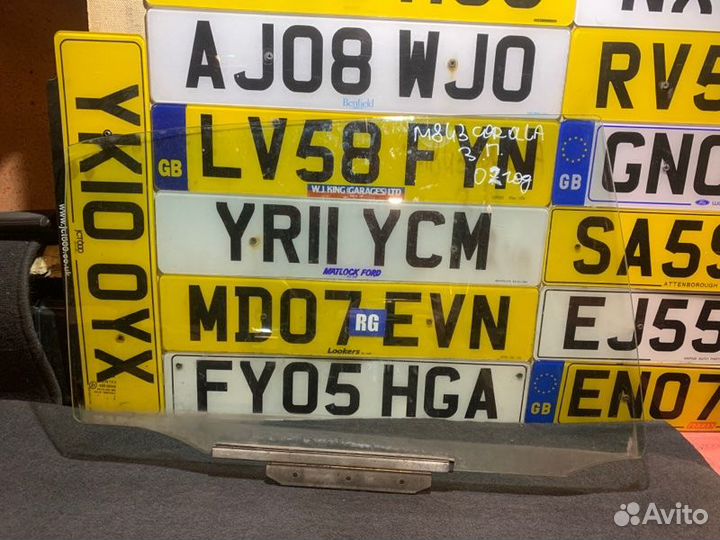 Стекло заднее правое Toyota Corolla 120 хэтчбек