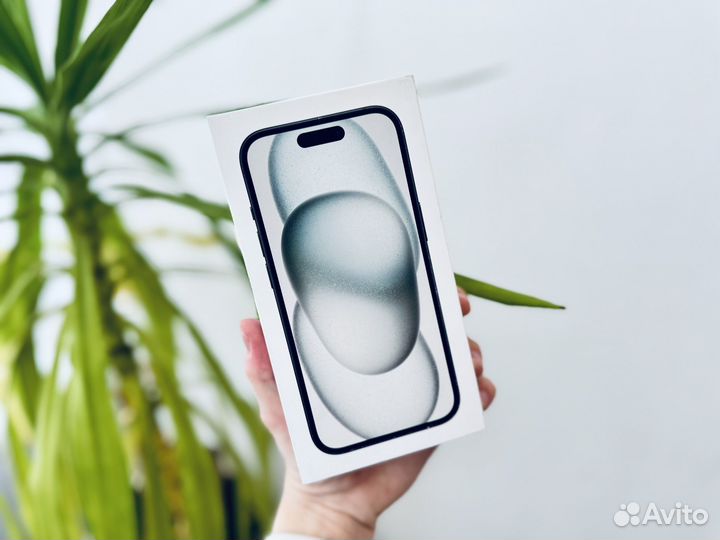 iPhone 15, 256 ГБ