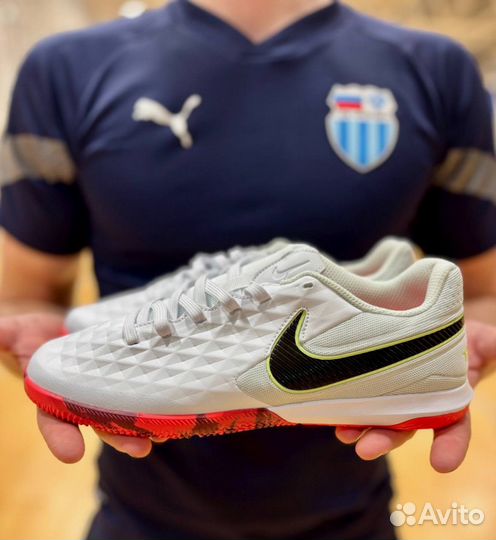 Футзалки Nike Tiempo Legend 8 WhiteRed Sole
