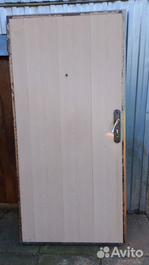 Дверь входная