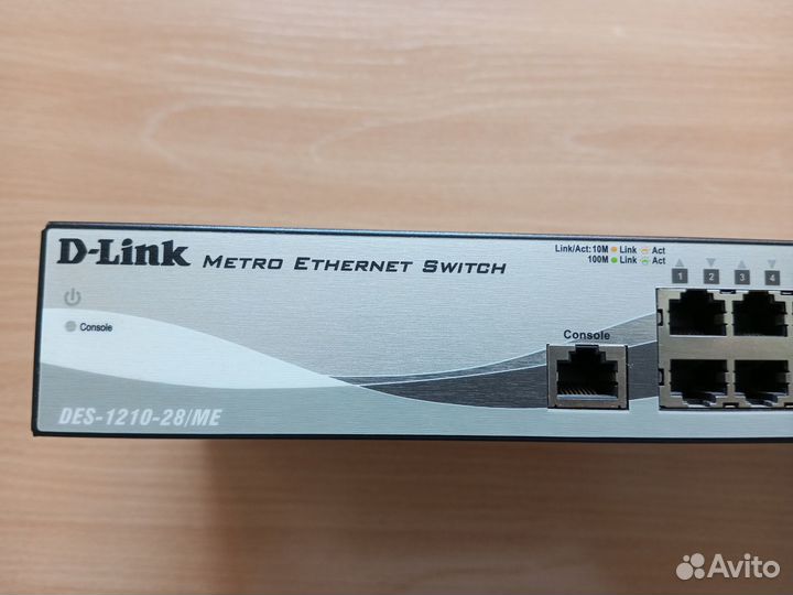 Коммутатор D-Link DES-1210-28/ME