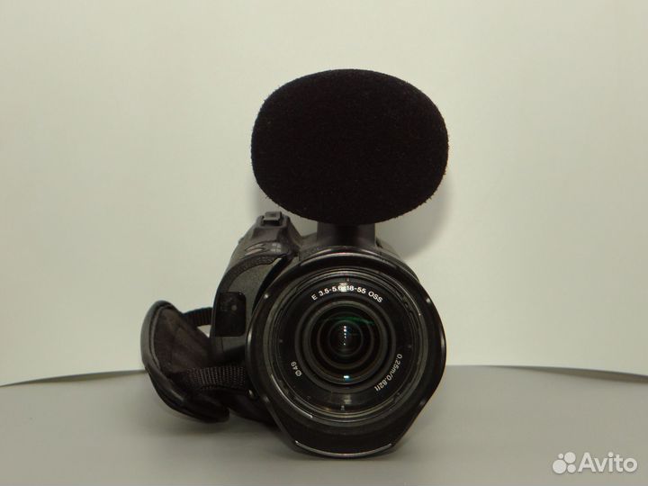 Видеокамера Sony NEX-VG30 full HD