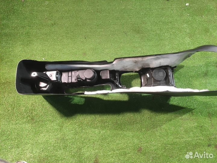 Центральная консоль Kia Rio 3 седан 1.4 2011