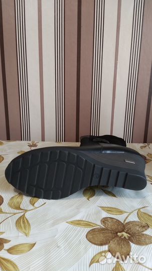 Продам сапоги зимние женские