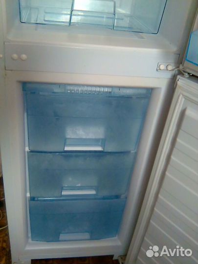 Продам холодильник