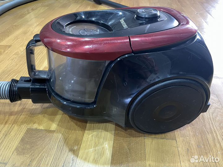 Пылесос samsung 1800W