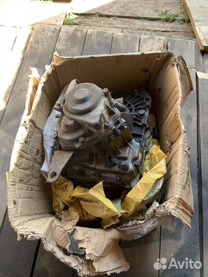 Коробка приора